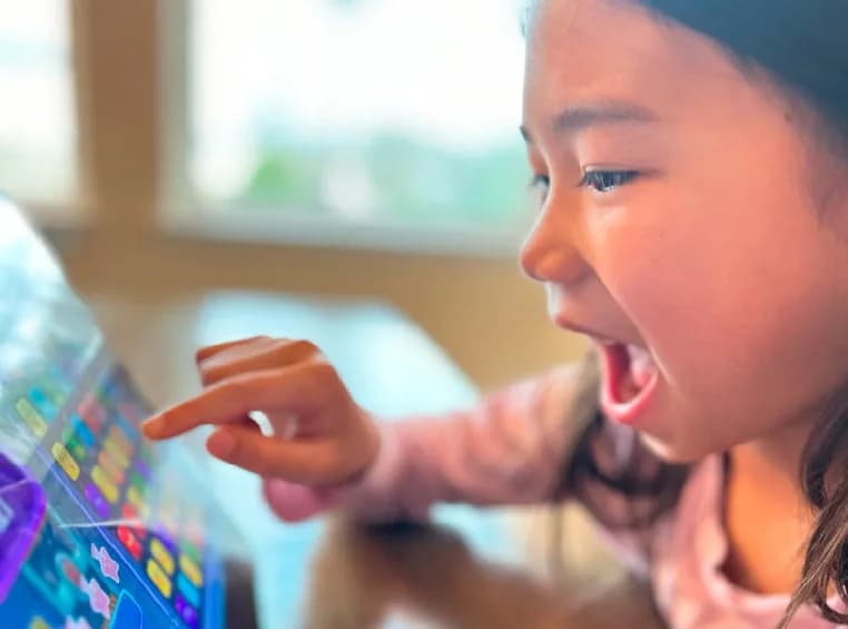 A student playing MEandMine